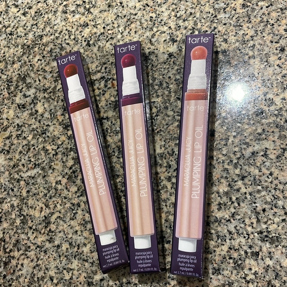 TARTE plumping lip oil